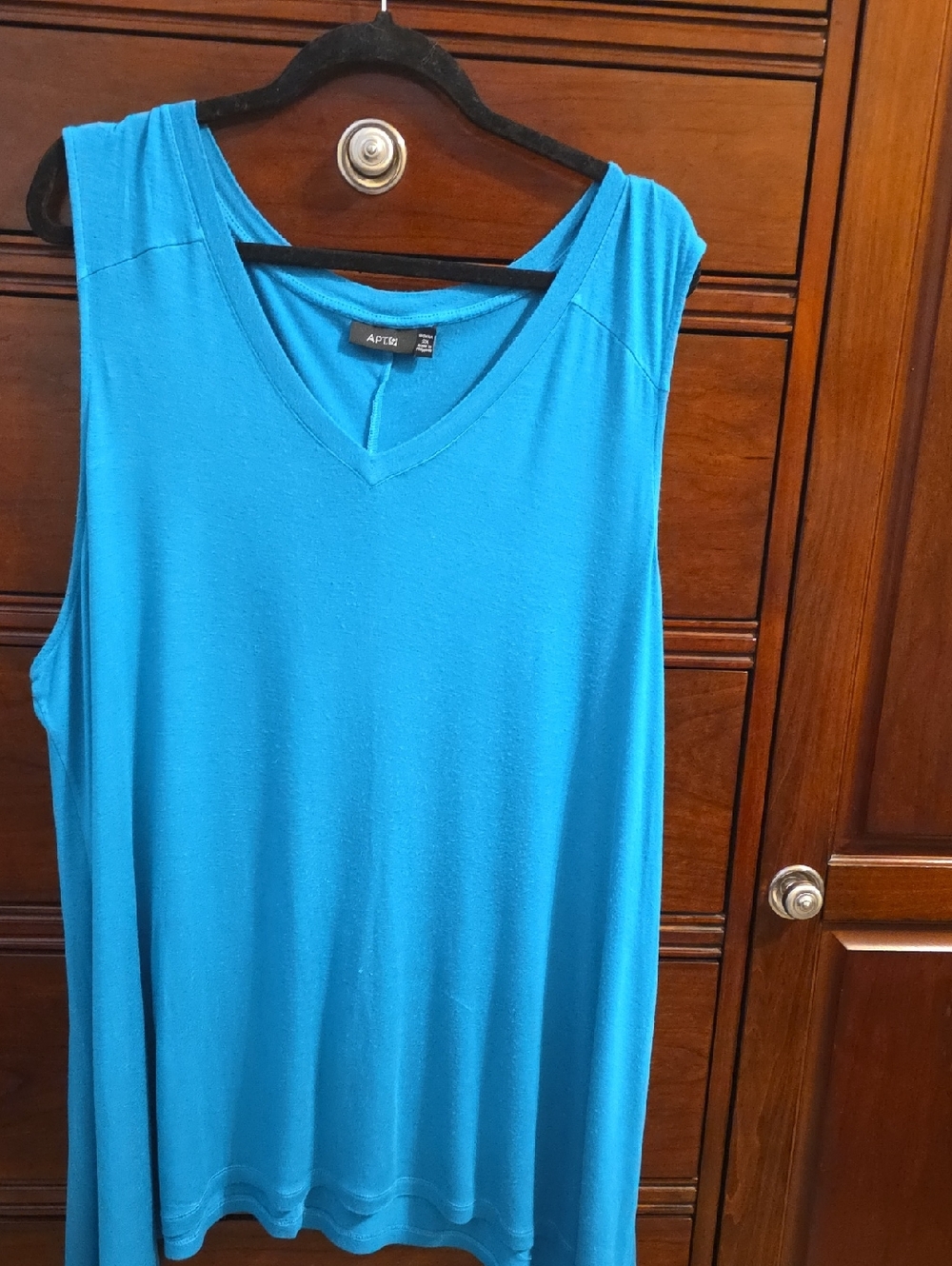 Apt. 9 Turquoise V-Neck Sleeveless Tank